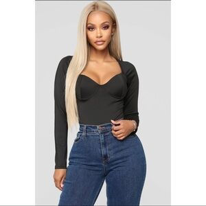 Fashion Nova Scoop Em’ Up Bodysuit Long Sleeve Black Bra Padding